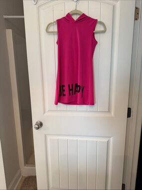 Sleeveless Pink Hooded Tunic with 'BE HAPPY' Graphic